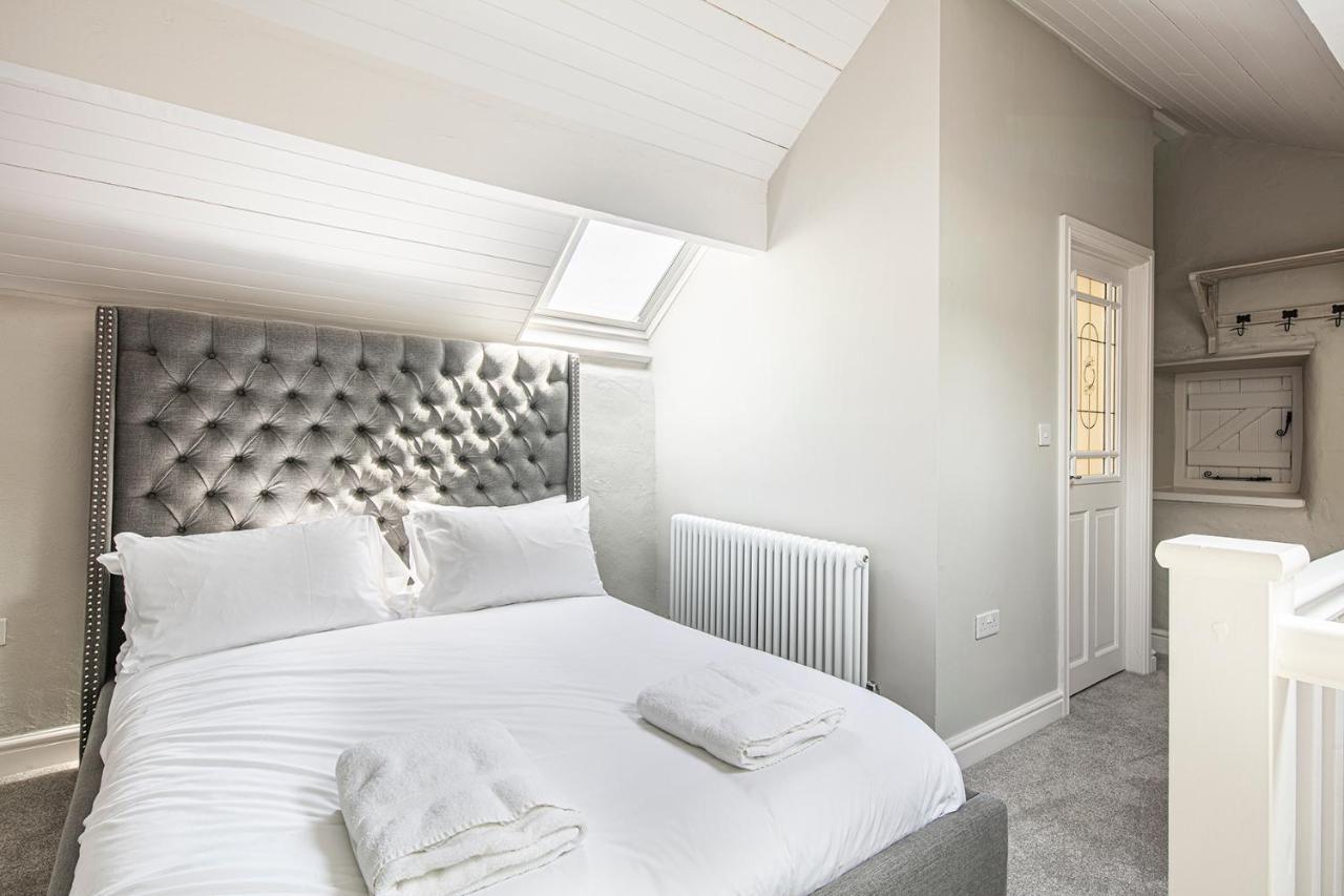 The Artists Loft - A Superb Cottage Sensitively Converted From A Grade II Listed 17Th Century Building Bakewell Exteriér fotografie