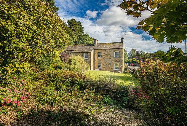 The Artists Loft - A Superb Cottage Sensitively Converted From A Grade II Listed 17Th Century Building Bakewell Exteriér fotografie